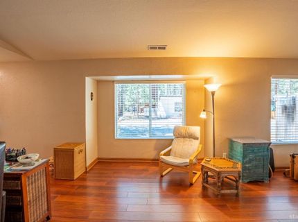 861 Stanford Avenue, South Lake Tahoe, CA 96150 Photo