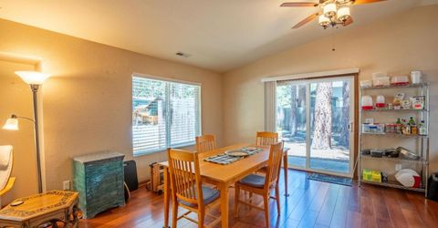 861 Stanford Avenue, South Lake Tahoe, CA 96150 Photo