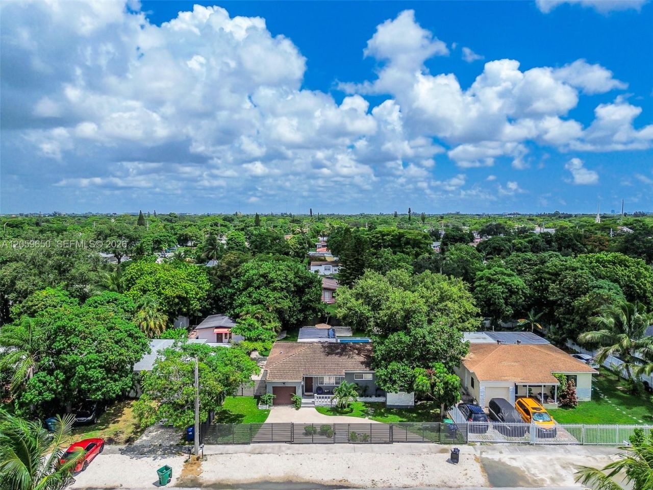 65 NW 116th St , Miami, FL 33168 Photo