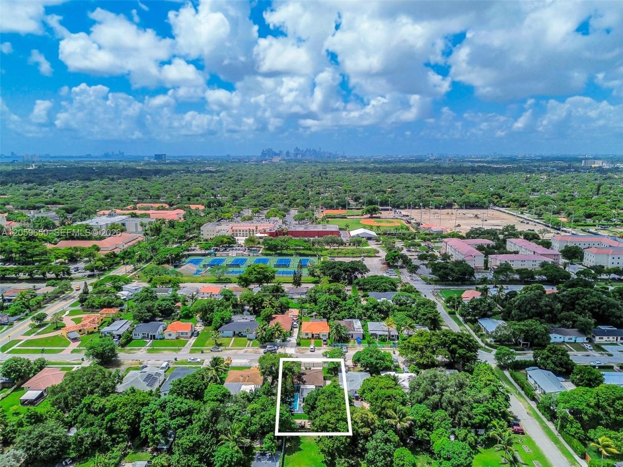 65 NW 116th St , Miami, FL 33168 Photo