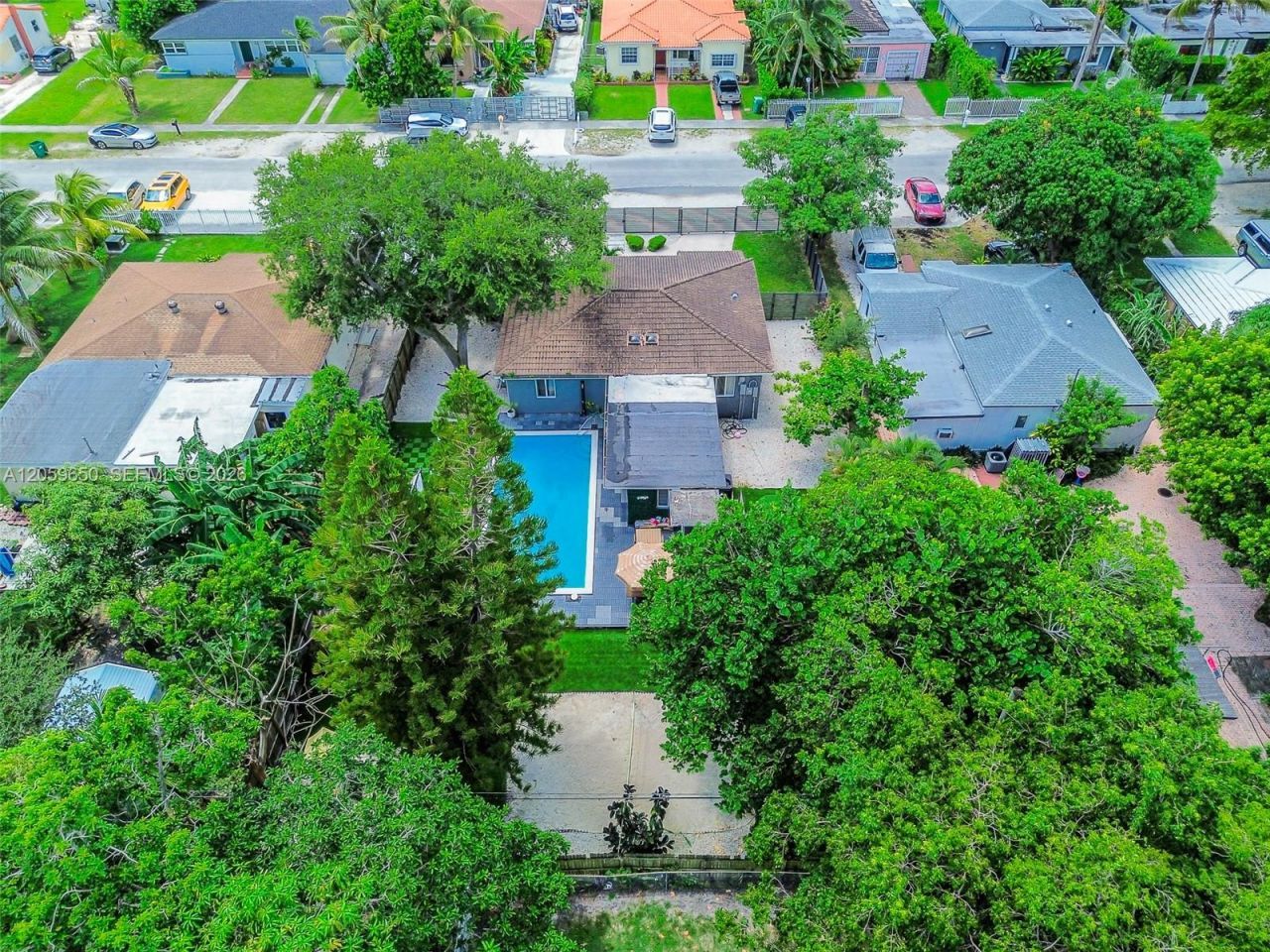65 NW 116th St , Miami, FL 33168 Photo