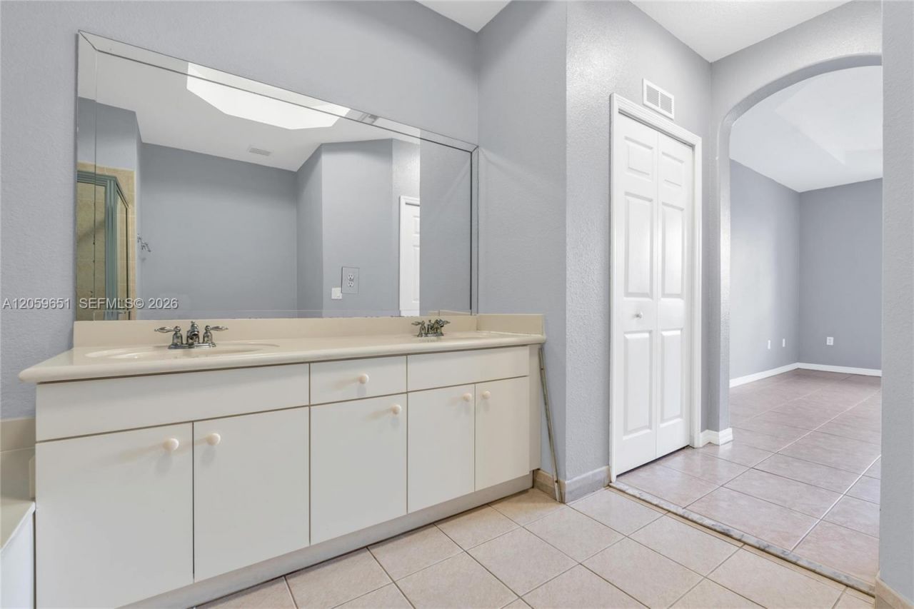 16673 SW 78 Terrace , Miami, FL 33193 Photo