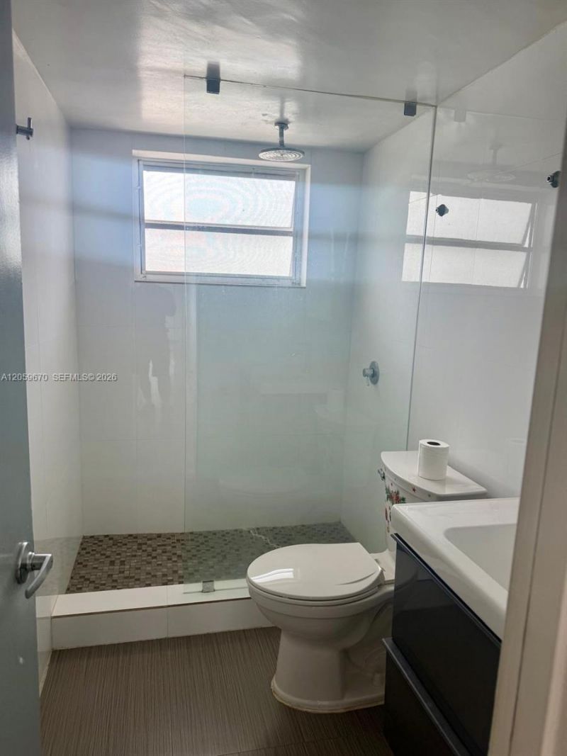 1736 SW 19th St , Unit 404, Miami, FL 33145 Photo