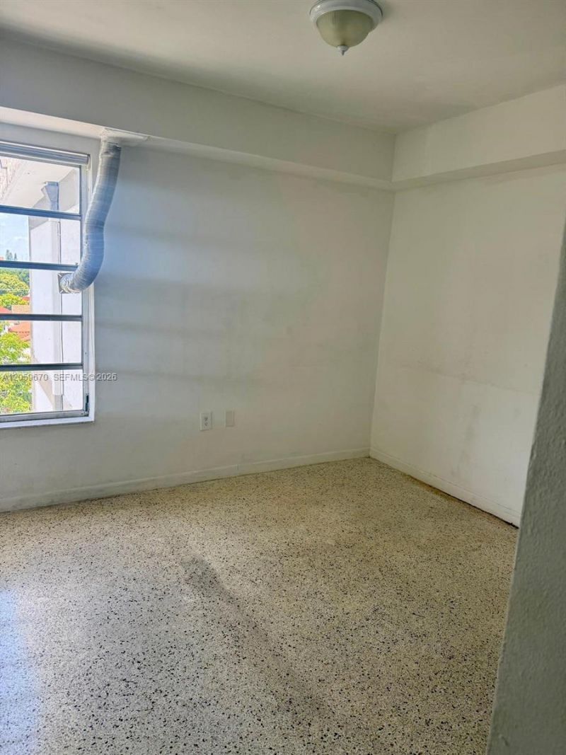 1736 SW 19th St , Unit 404, Miami, FL 33145 Photo