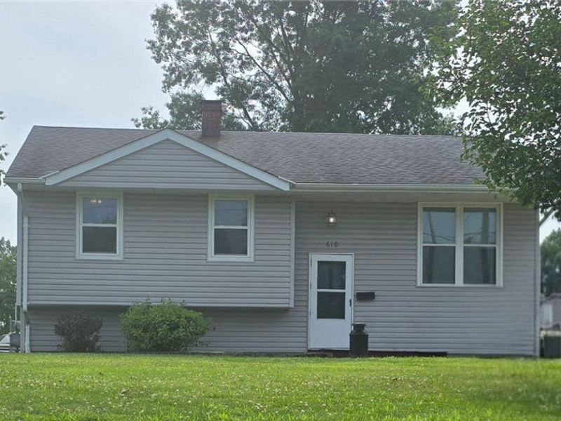 610 Notre Dame Avenue, Youngstown, OH 44515 Photo 2