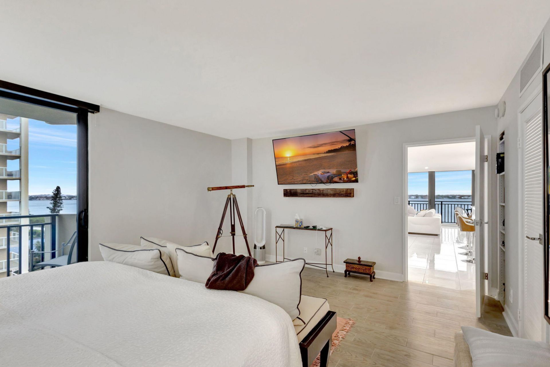 5460 N Ocean Drive, Unit 7C, Singer Island, FL 33404 Photo