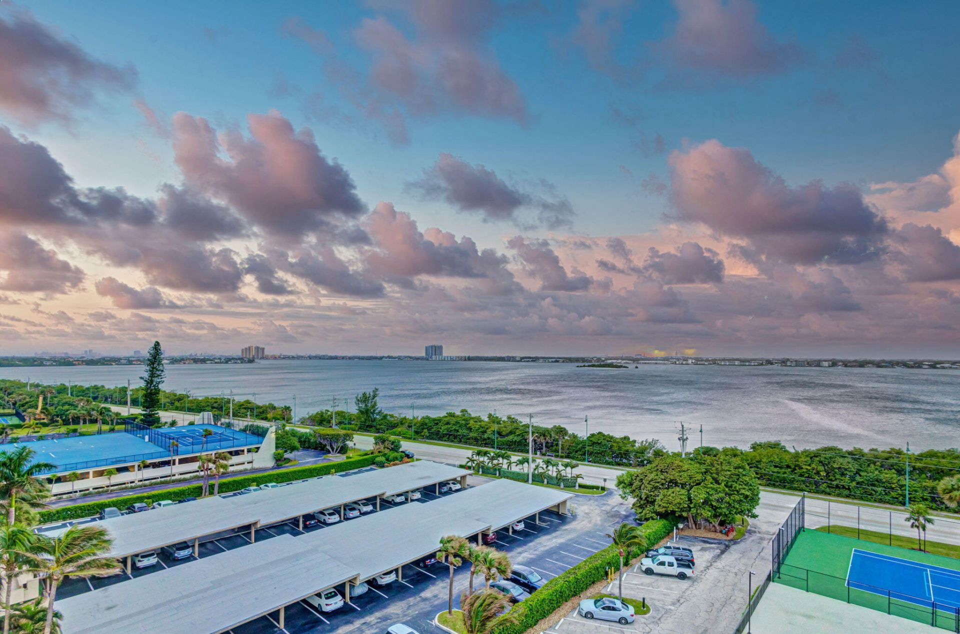 5460 N Ocean Drive, Unit 7C, Singer Island, FL 33404 Photo
