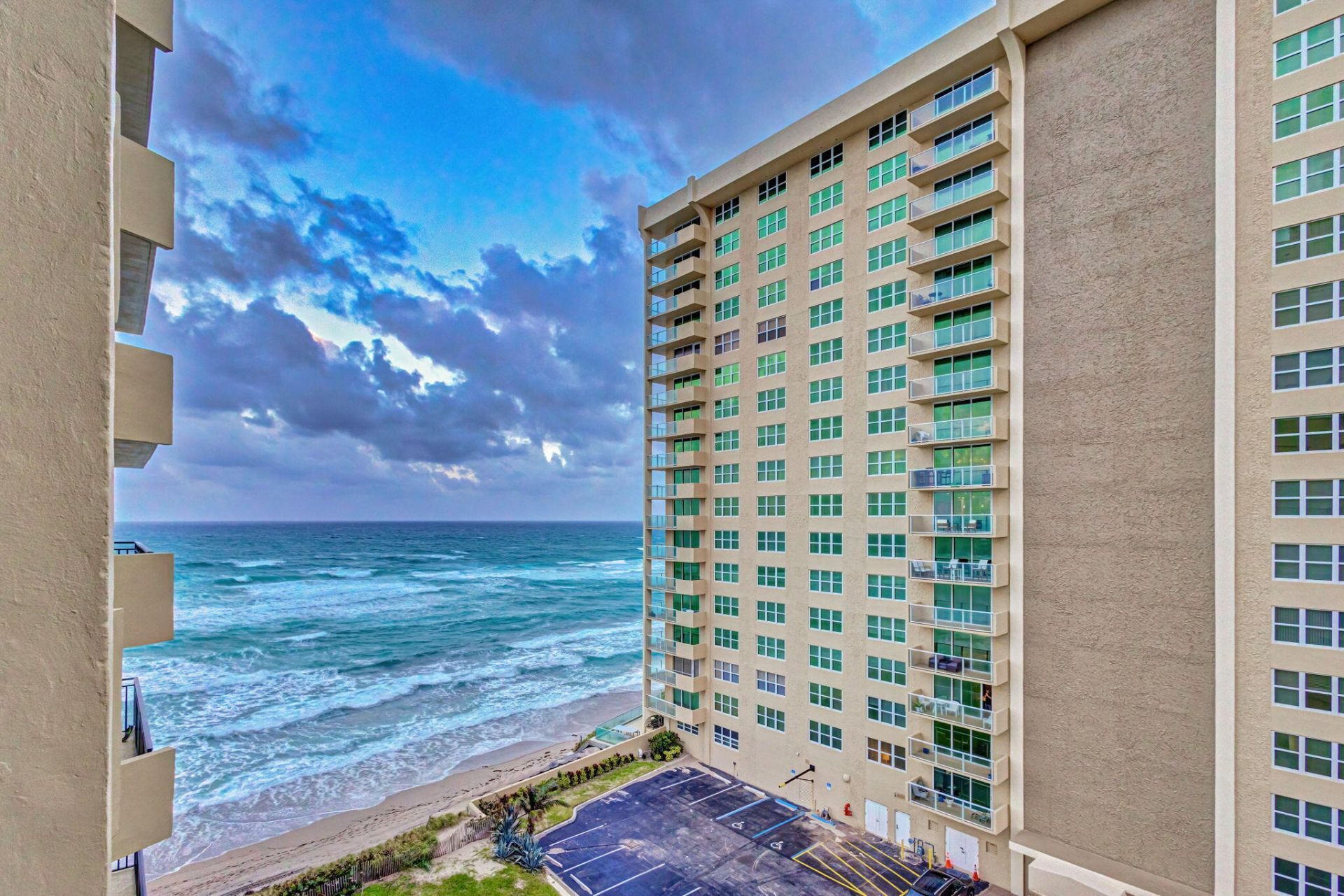 5460 N Ocean Drive, Unit 7C, Singer Island, FL 33404 Photo