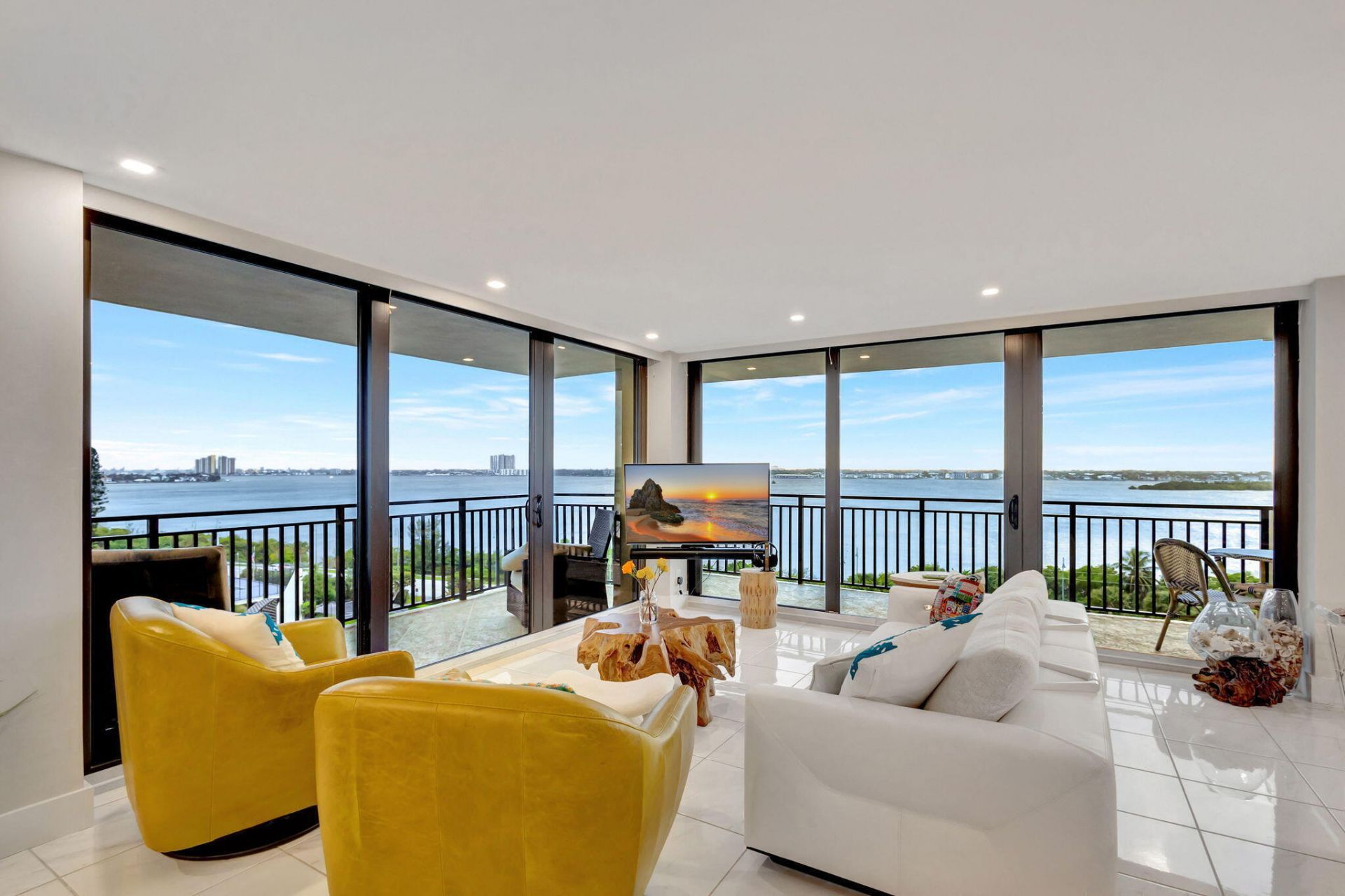 5460 N Ocean Drive, Unit 7C, Singer Island, FL 33404 Photo