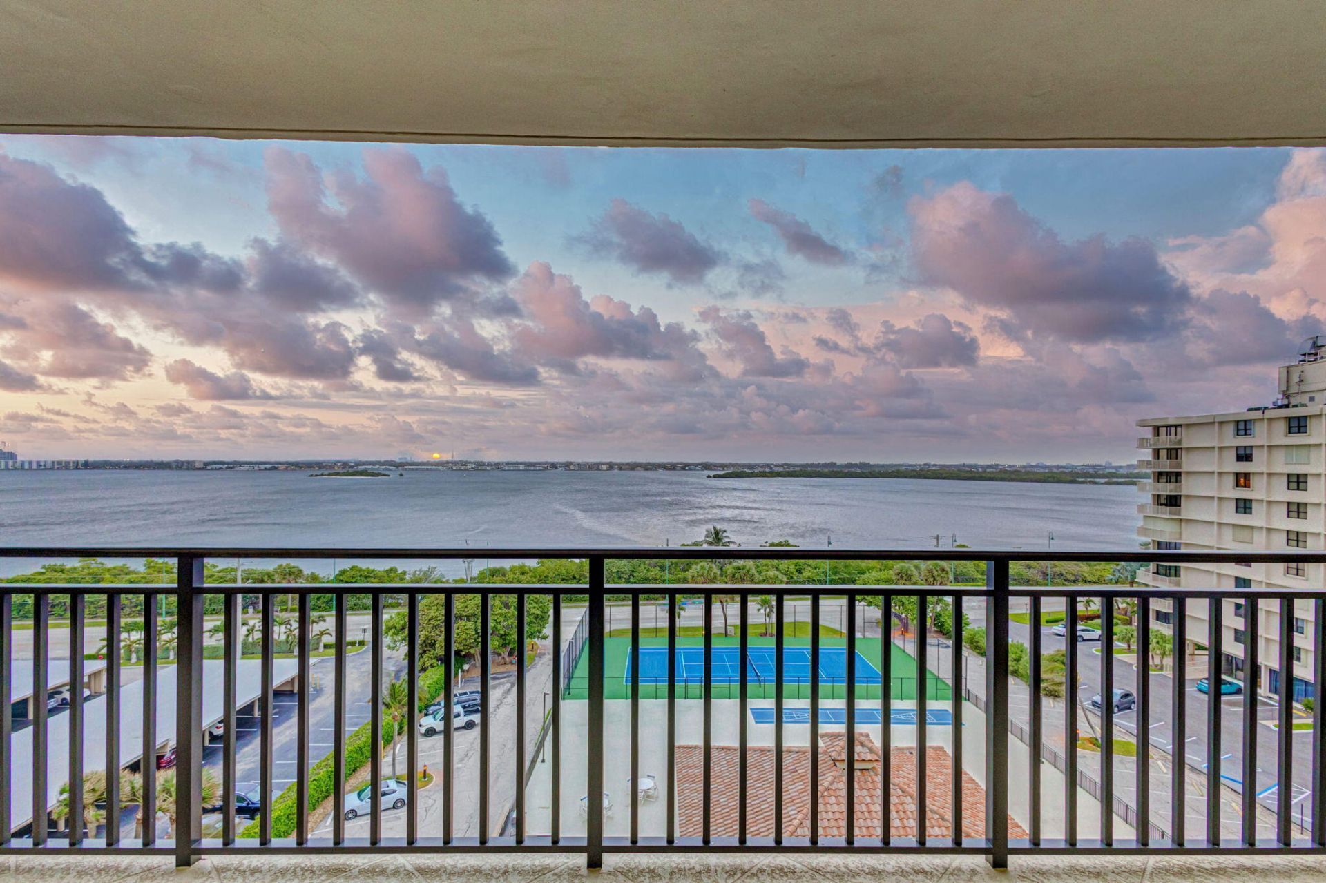 5460 N Ocean Drive, Unit 7-C, Singer Island, FL 33404 Photo