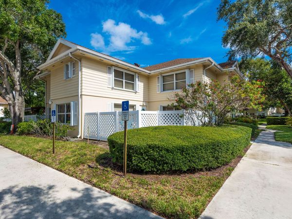 8135 Bridgewater Court, Unit 35C, Lake Clarke Shores, FL 33406