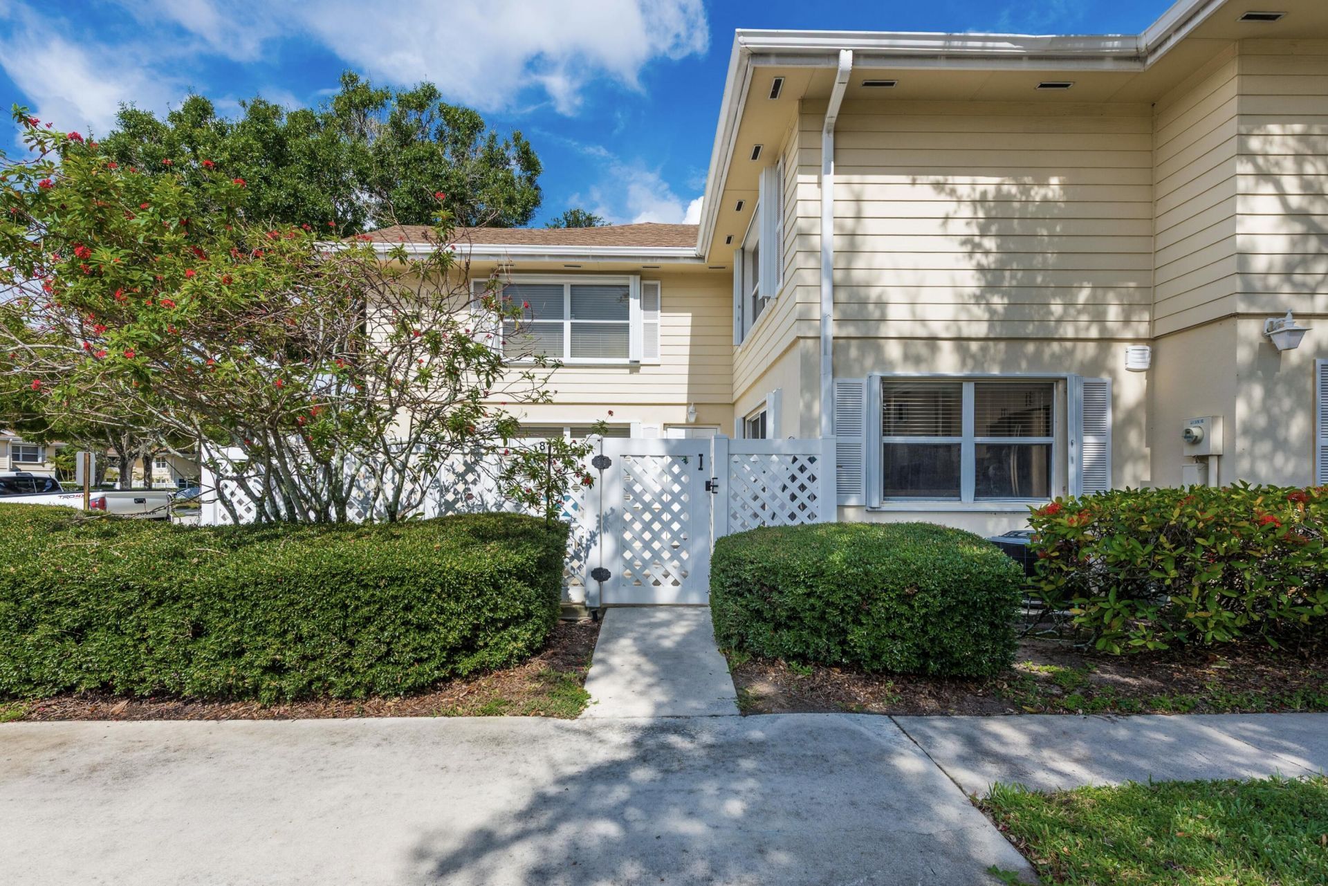 8135 Bridgewater Court, Unit 35C, Lake Clarke Shores, FL 33406 Photo