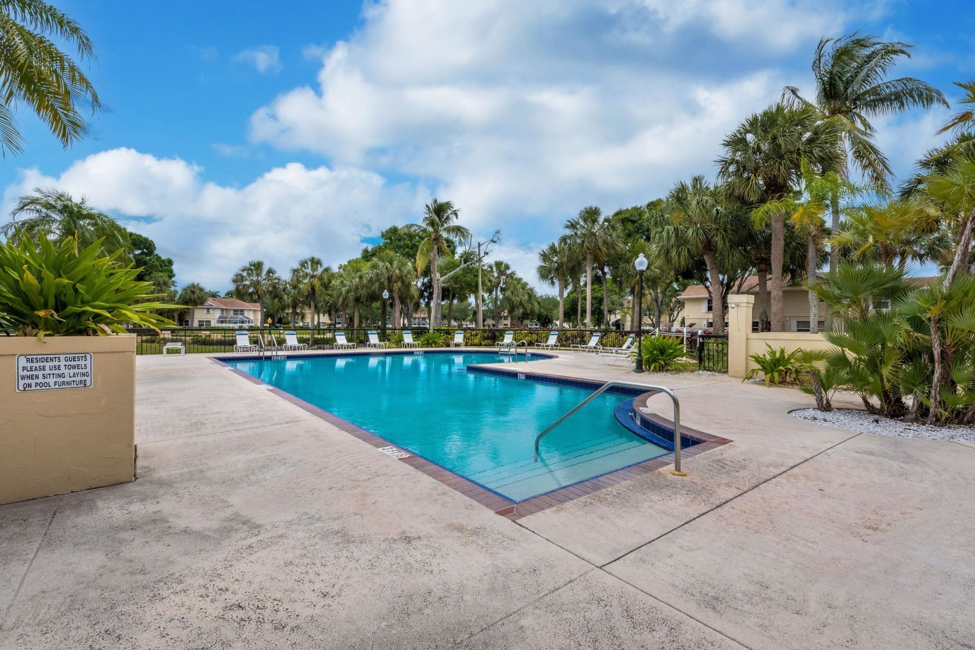 8135 Bridgewater Court, Unit 35C, Lake Clarke Shores, FL 33406 Photo