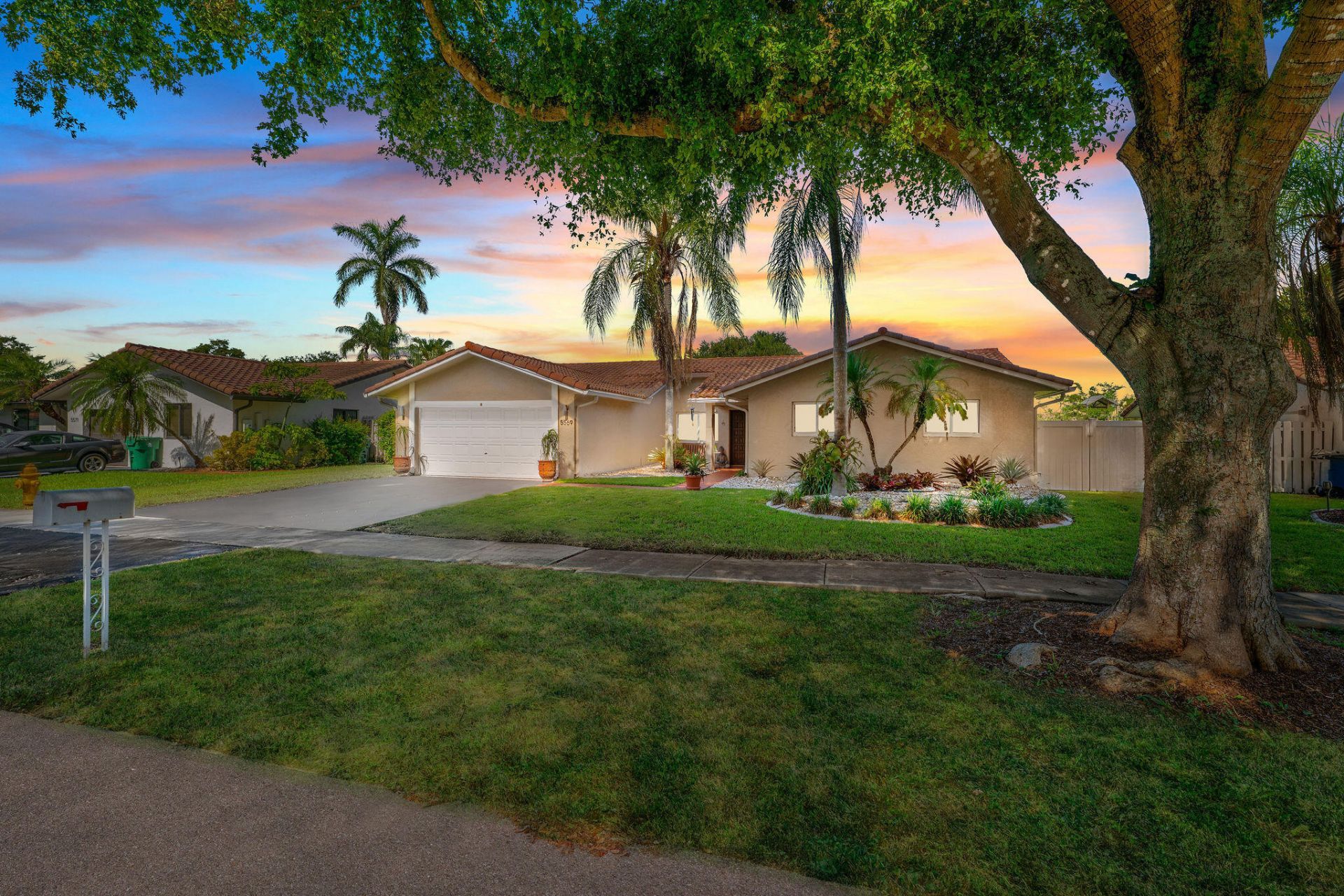 5569 SW 112th Terrace, Cooper City, FL 33330 Photo