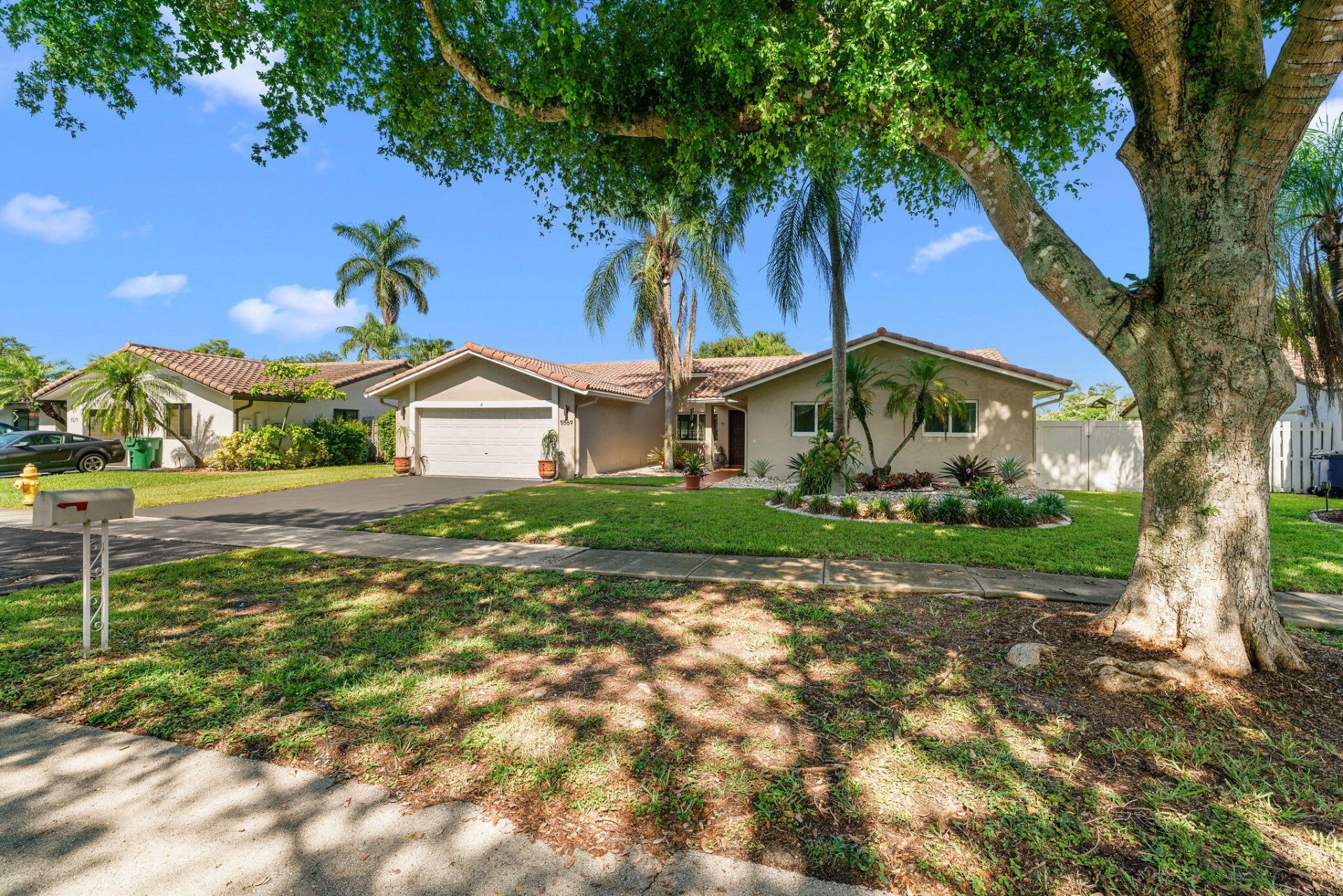 5569 SW 112th Terrace, Cooper City, FL 33330 Photo