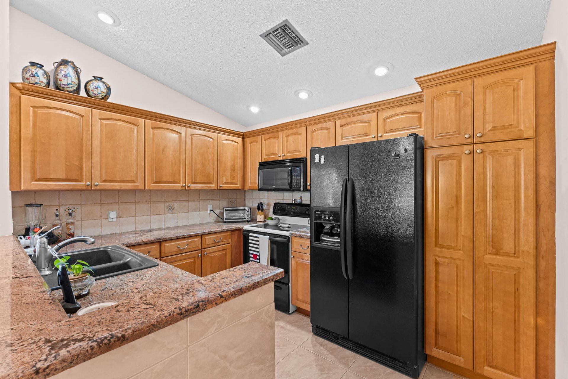21082 Rustlewood Avenue, Boca Raton, FL 33428 Photo