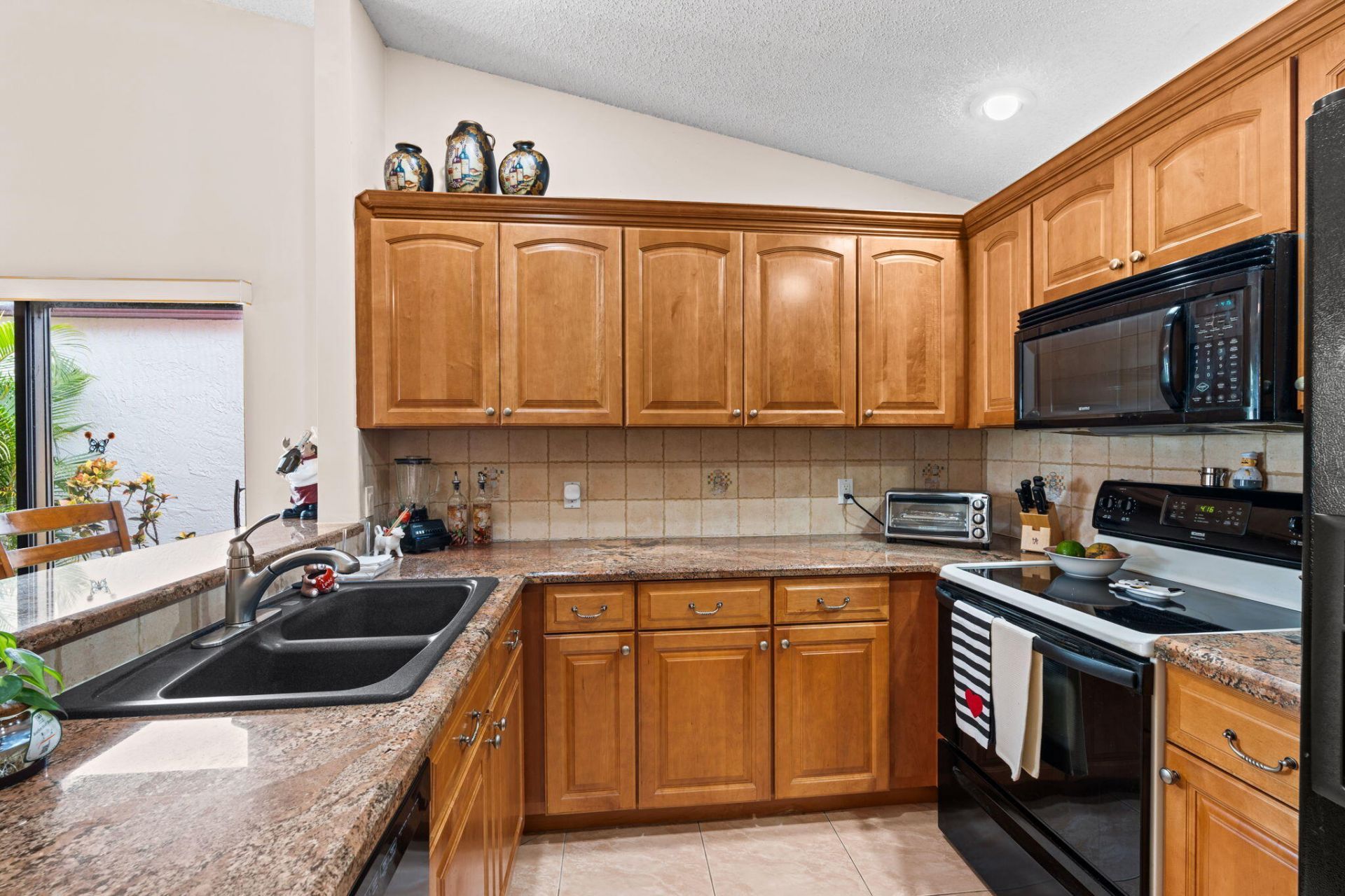 21082 Rustlewood Avenue, Boca Raton, FL 33428 Photo