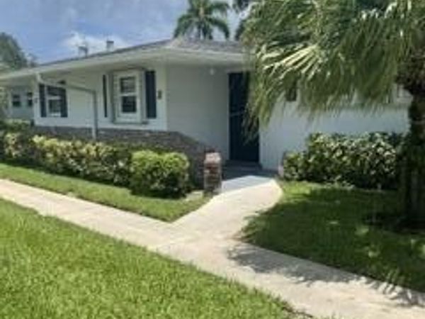2758 Emory Drive E, Unit E, West Palm Beach, FL 33415