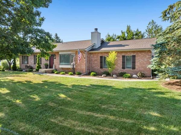 161 Vantage View Drive, Petoskey, MI 49770