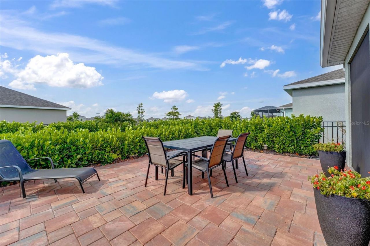 16711 Elkhorn Coral Drive, North Fort Myers, FL 33903 Photo