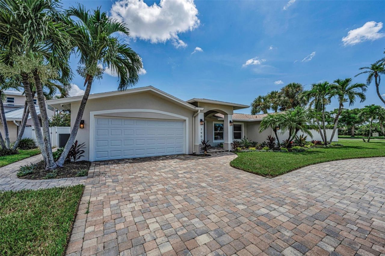 7901 10th Avenue S, Saint Petersburg, FL 33707 Photo