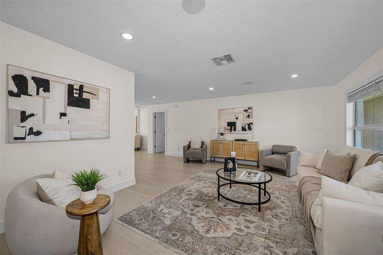 7901 10th Avenue S, Saint Petersburg, FL 33707 Photo