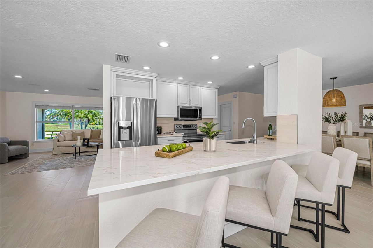 7901 10th Avenue S, Saint Petersburg, FL 33707 Photo