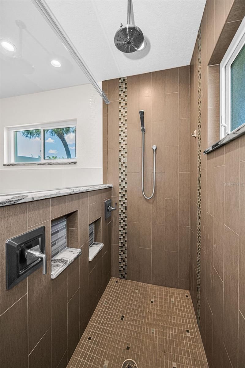 7901 10th Avenue S, Saint Petersburg, FL 33707 Photo