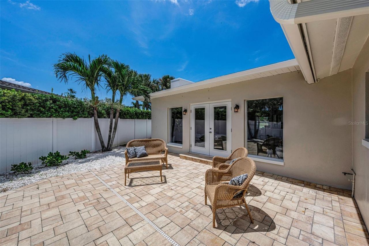 7901 10th Avenue S, Saint Petersburg, FL 33707 Photo