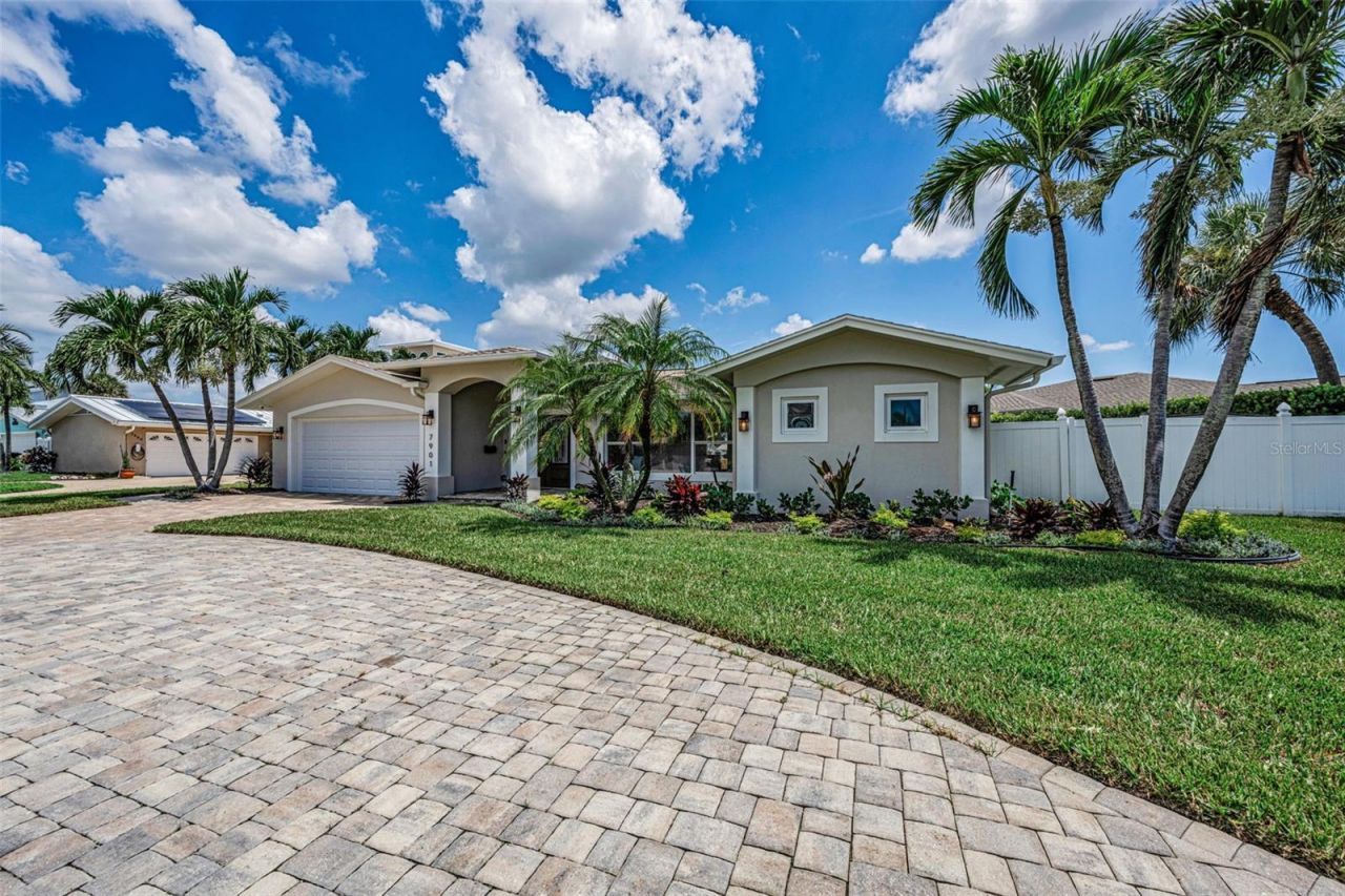 7901 10th Avenue S, Saint Petersburg, FL 33707 Photo