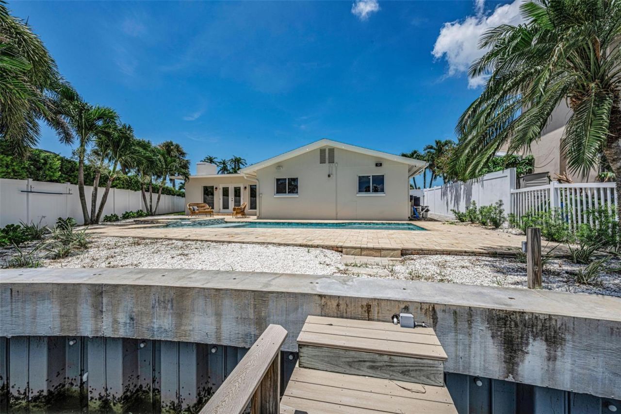 7901 10th Avenue S, Saint Petersburg, FL 33707 Photo