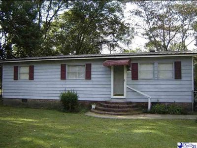 3043 Meadowbrook Dr., Florence, SC 29501