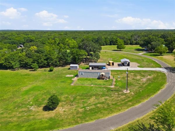 381 County Road 1739 , Yantis, TX 75497