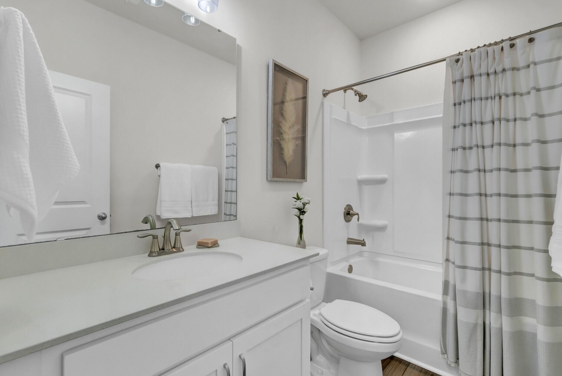 3207 Safe Harbor Way Photo 18