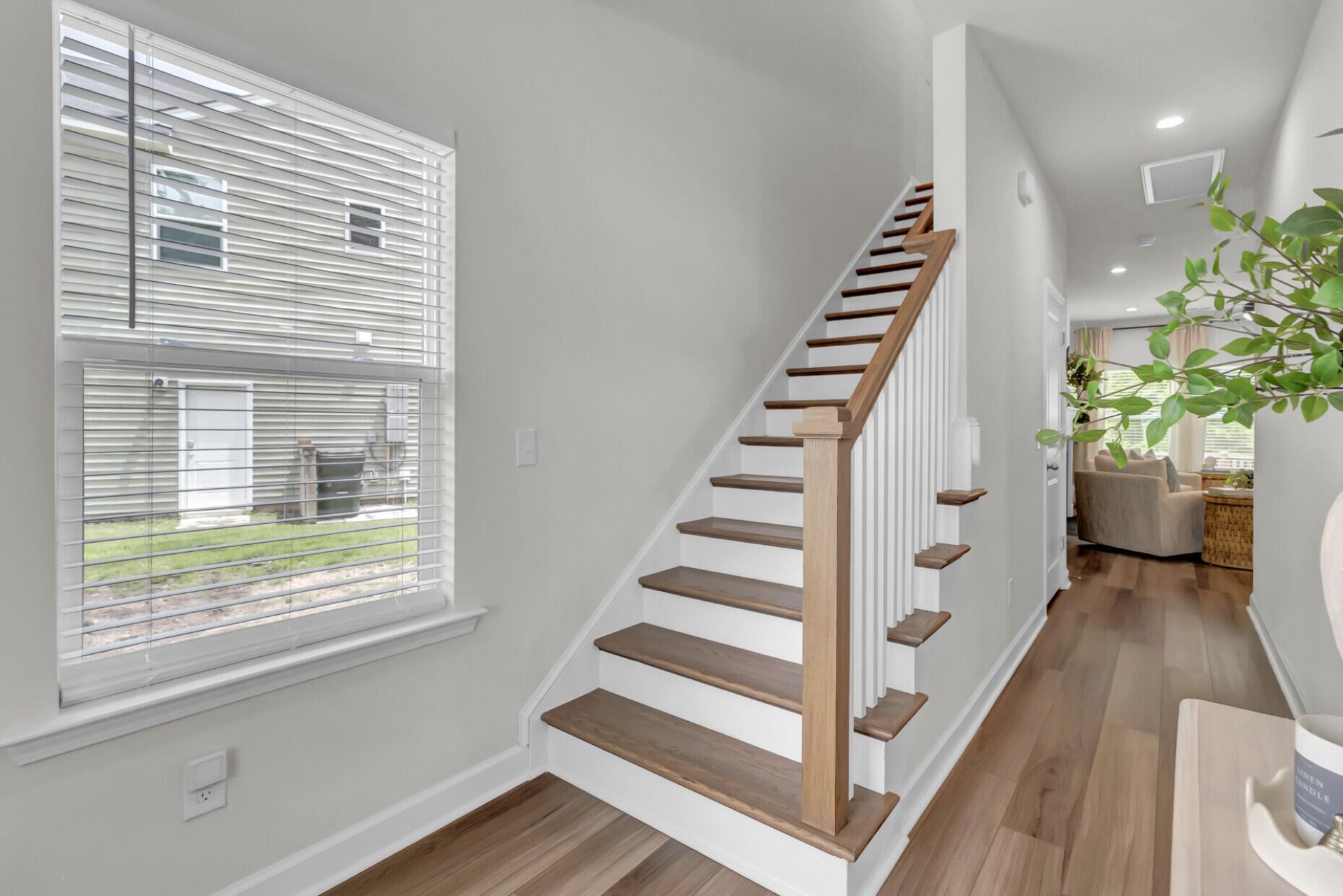 3207 Safe Harbor Way Photo 19