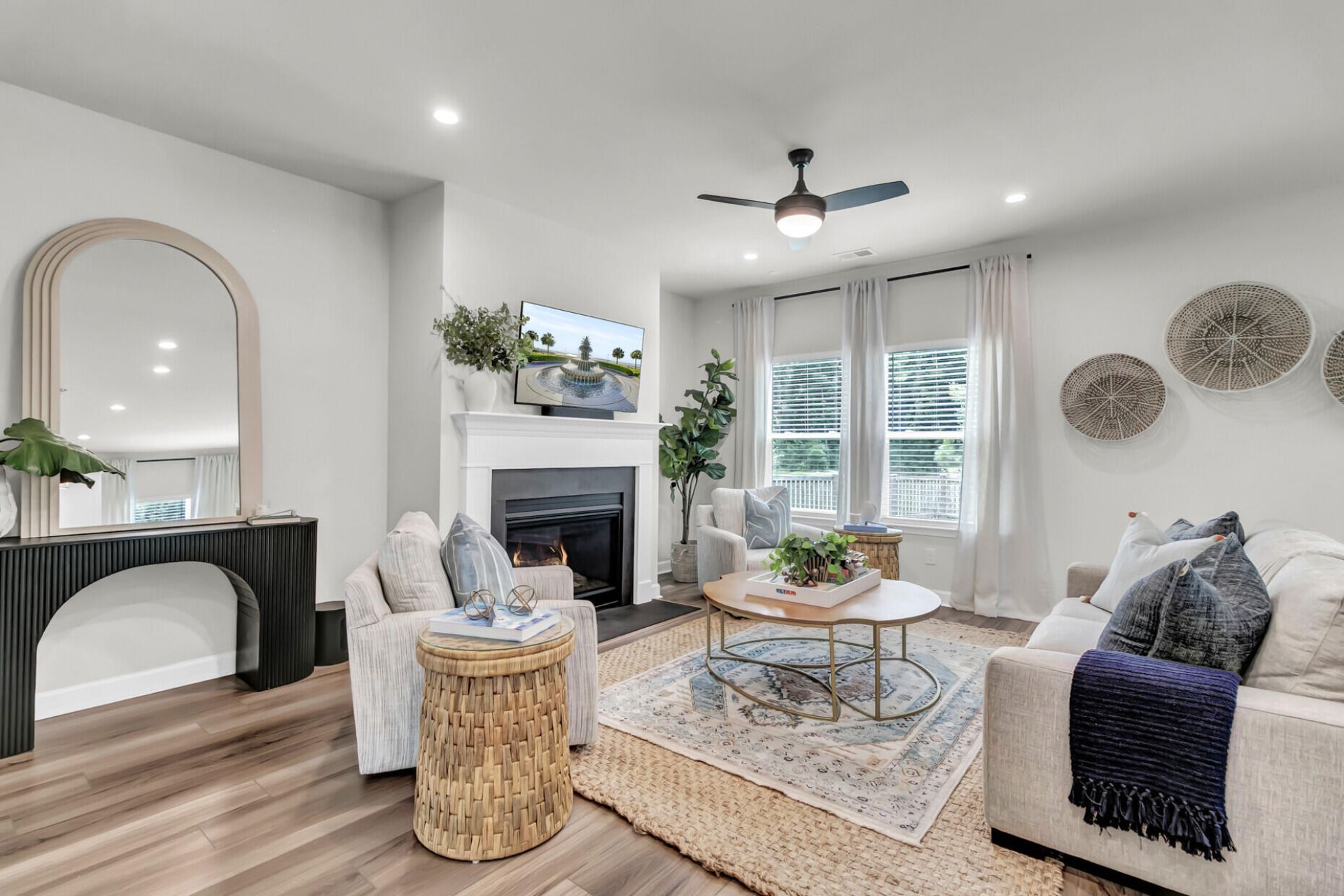 3207 Safe Harbor Way Photo 8