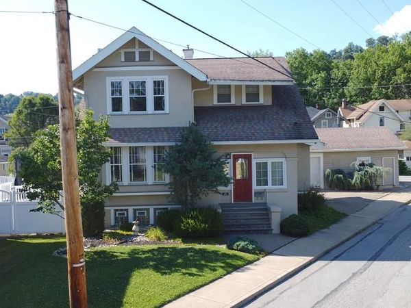 52 Maple Avenue, Wheeling, WV 26003