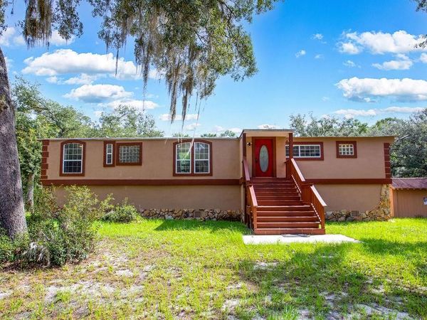 8310 Canal Ave, Fanning Springs, FL 32693