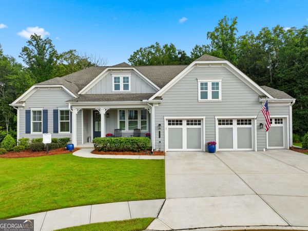 386 Kentucky Court, Hoschton, GA 30548
