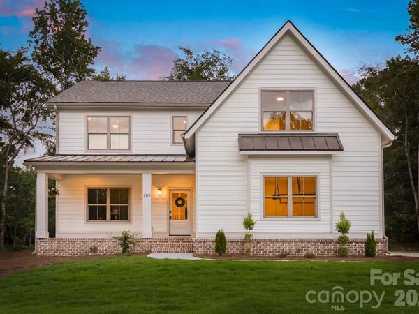 2315 Chateau Court, Matthews, NC 28105