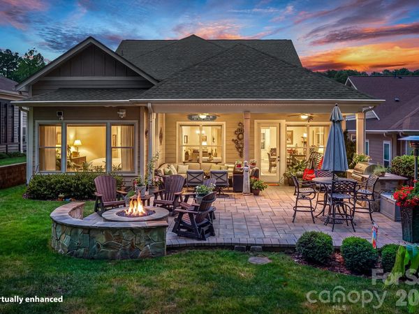 7142 Hanging Rock Court, Denver, NC 28037