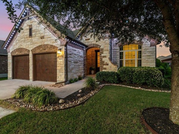8033 Mozart ST, Round Rock, TX 78665