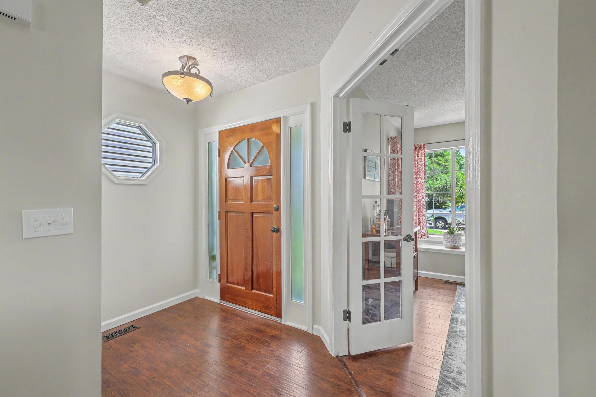 37 Jawol Drive Photo 17