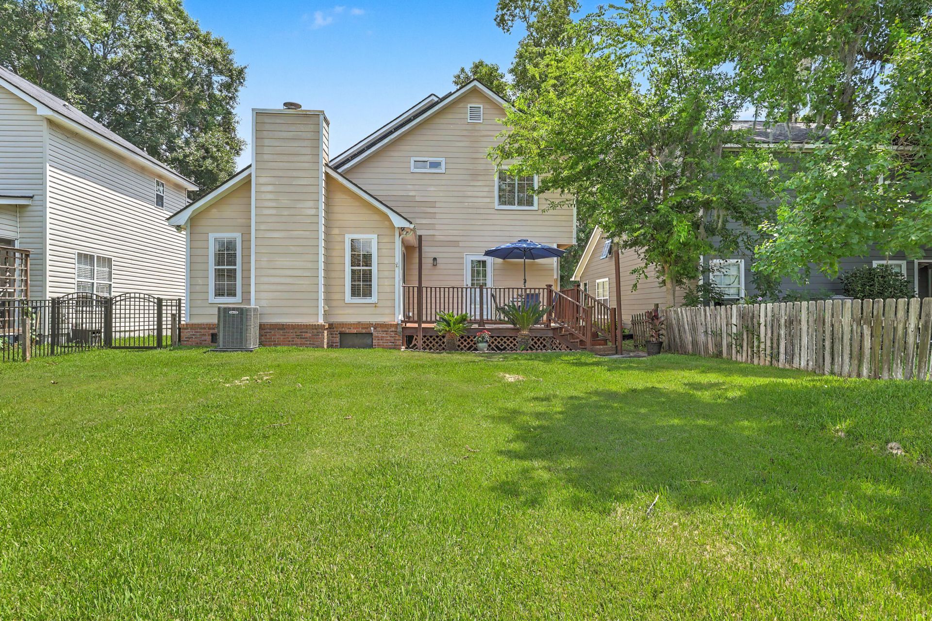 37 Jawol Drive Photo 8