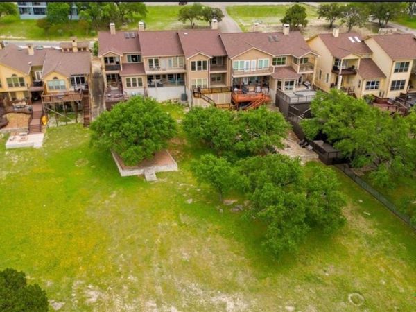 976 Parkview Drive , Canyon Lake, TX 78133