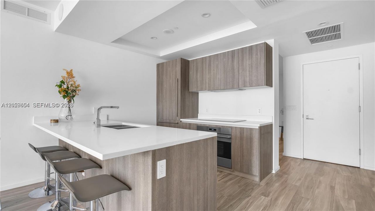 801 S Miami Ave, Unit 1102, Miami, FL 33130 Photo
