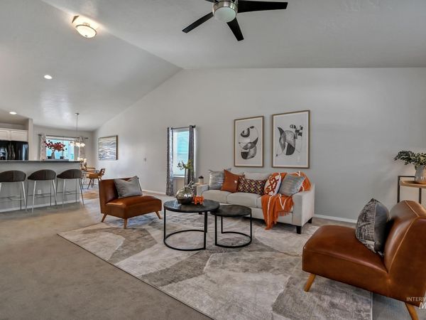 2526 N Honeysuckle Way, Kuna, ID 83634