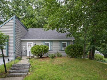 21 Shelburne Road, Nashua, NH 03063