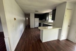 3103 Meadowbrook Dr. photo 4