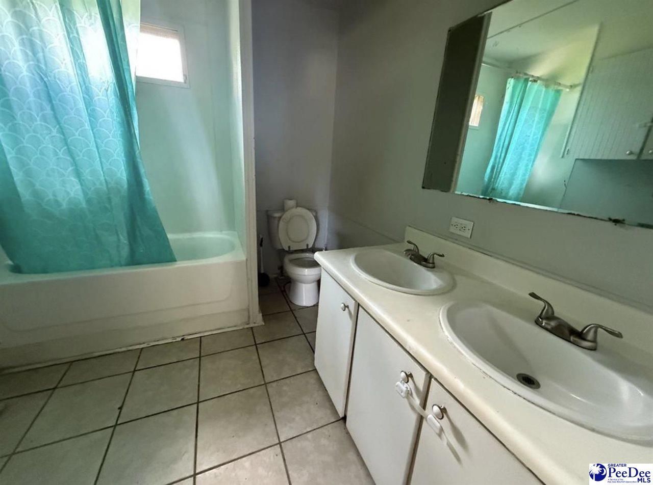 3103 Meadowbrook Dr. Photo 7
